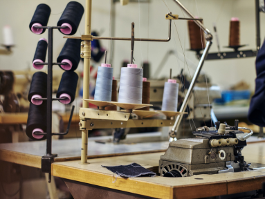 Why Institutions Prefer Long-Term Supply Partners Over One-Time Vendors (UAE & Dubai Market)